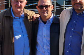 Foto - Entrega do Astra para o Executivo