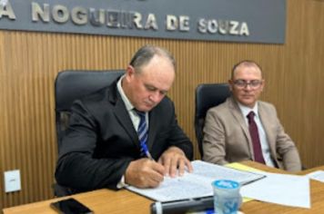 Foto - Posse dos Vereadores, Vice-Prefeito e Prefeito